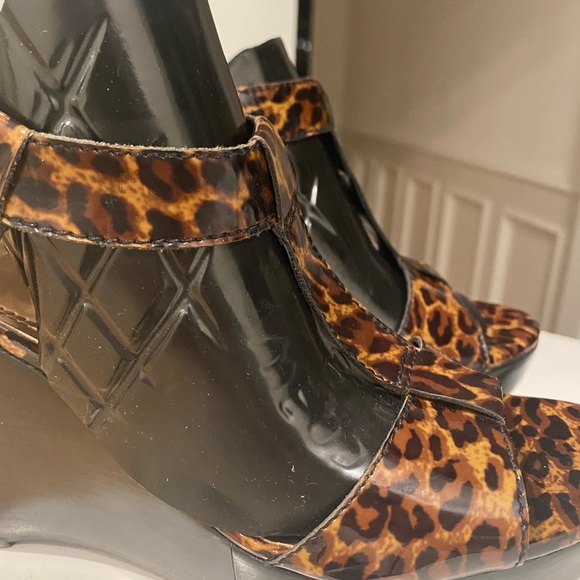 Giani Bini leopard print platform sandal size 8.5 - Picture 4 of 15